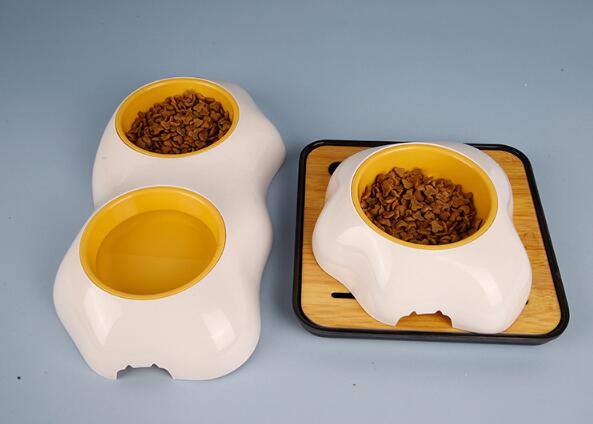 egg water food bowl
